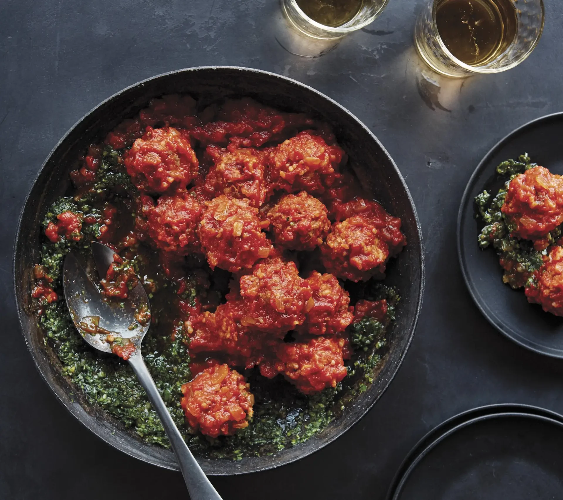 MOMO_MEATBALLS_WITH_CILANTRO_CHUTNEY.jpg